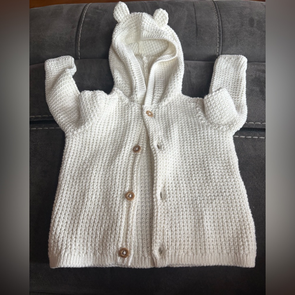 🔥5 FOR $25🔥 Carter's Ivory Baby Knit Button-Up Sweater with Ears